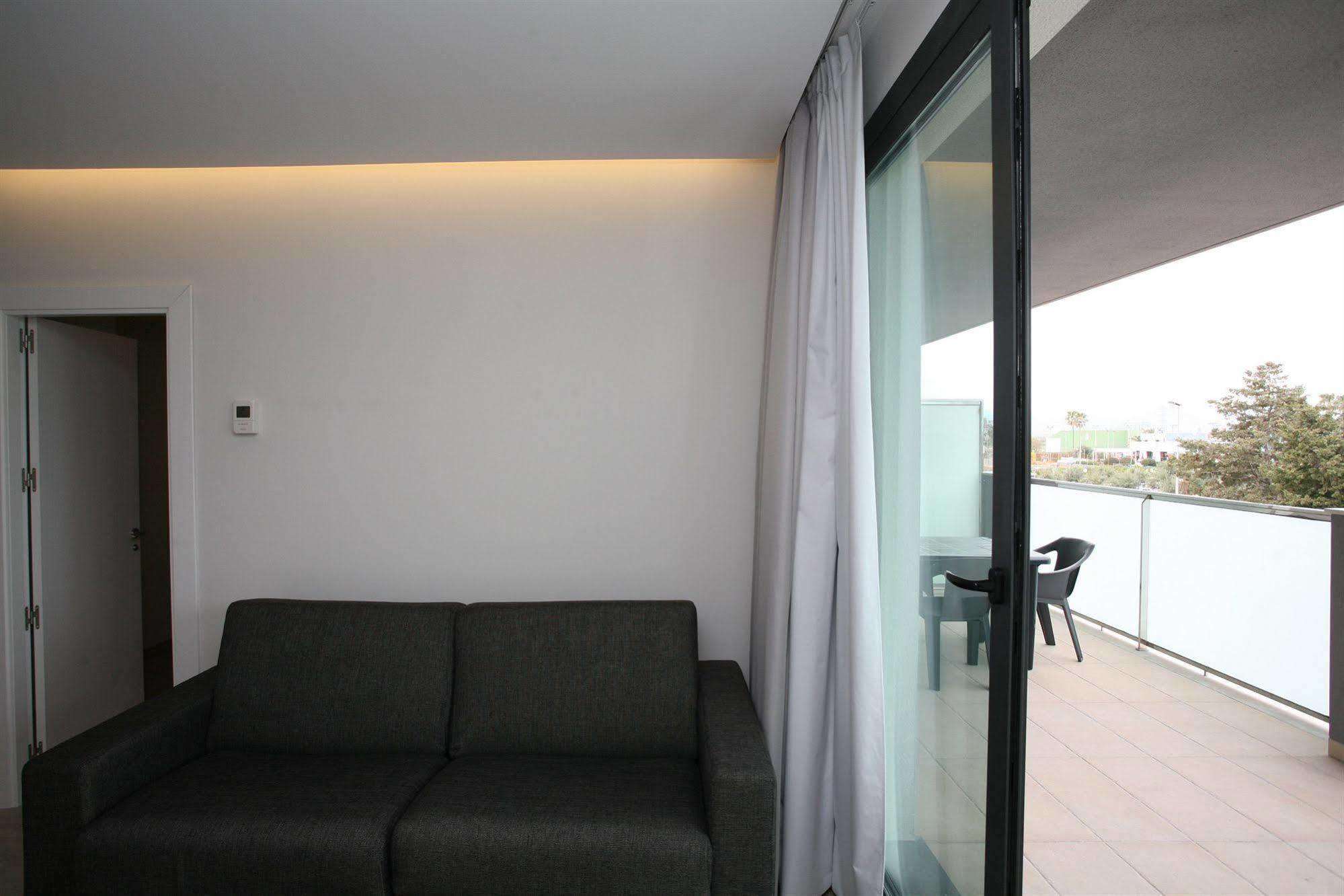 Aparthotel Playa Oliva Zewnętrze zdjęcie